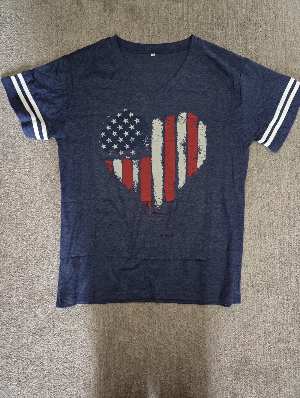 Patriotic Heart American Flag V-Neck Graphic T-Shirt - Navy - Size M